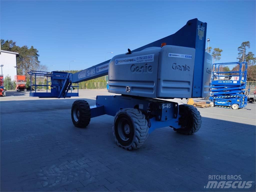 Genie S-45 Teleszkópos emelők