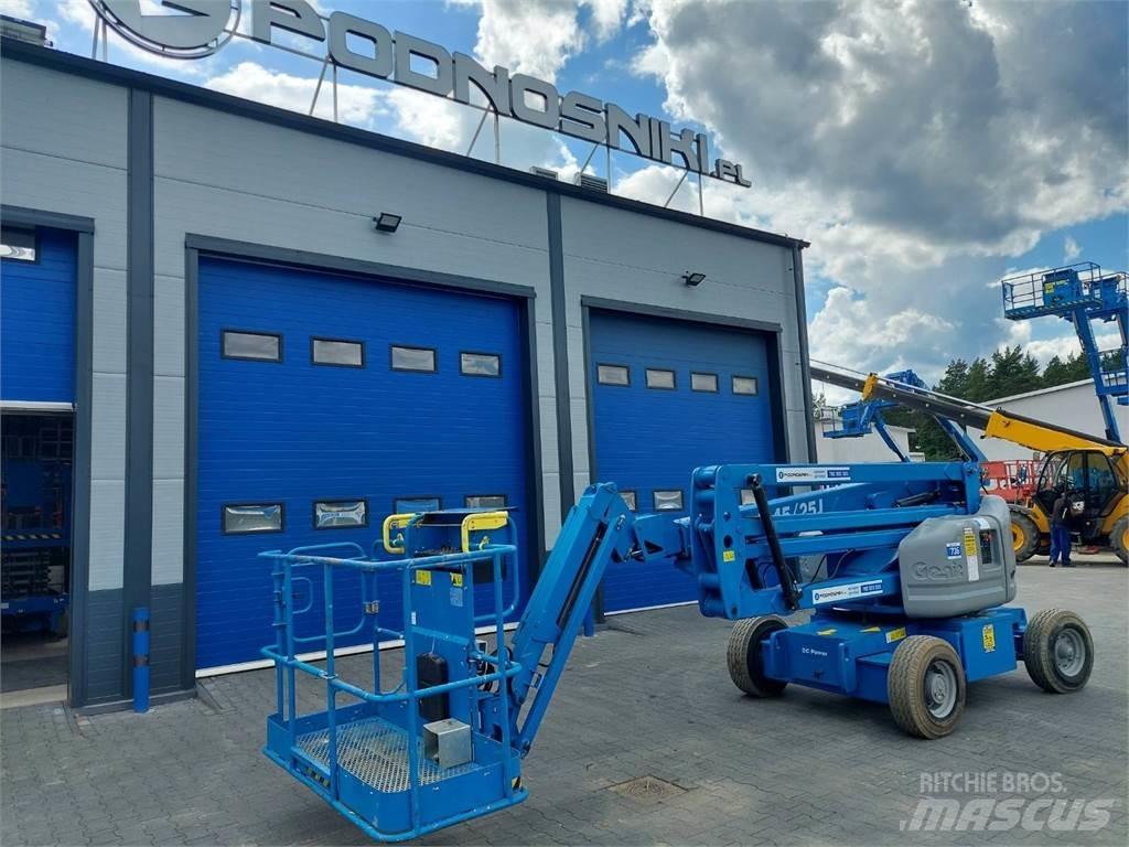 Genie Z-45/25J DC Karos emelők