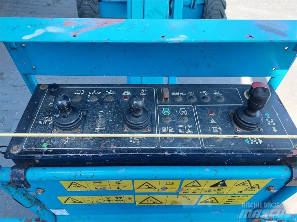 Genie Z-45/25J RT Karos emelők