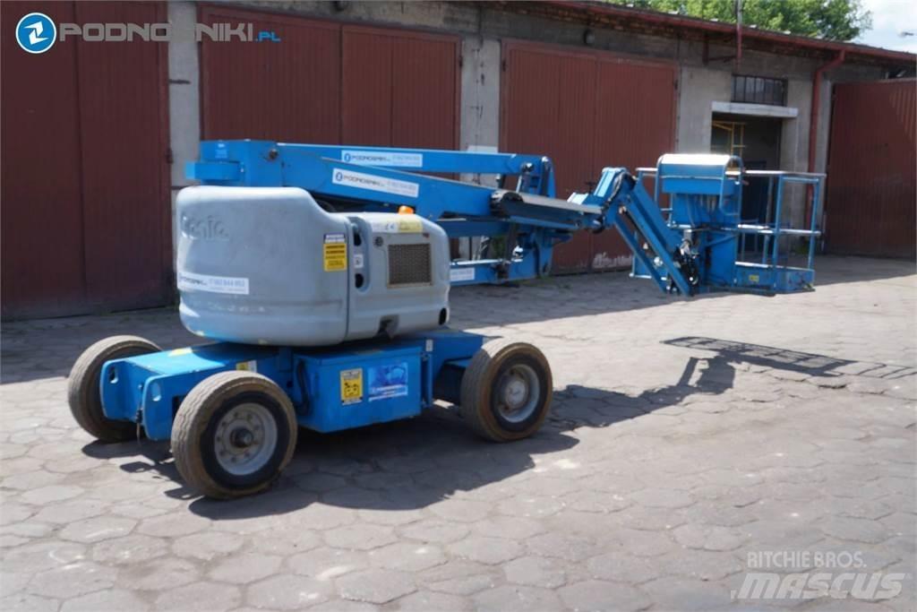 Genie Z45-25J Karos emelők