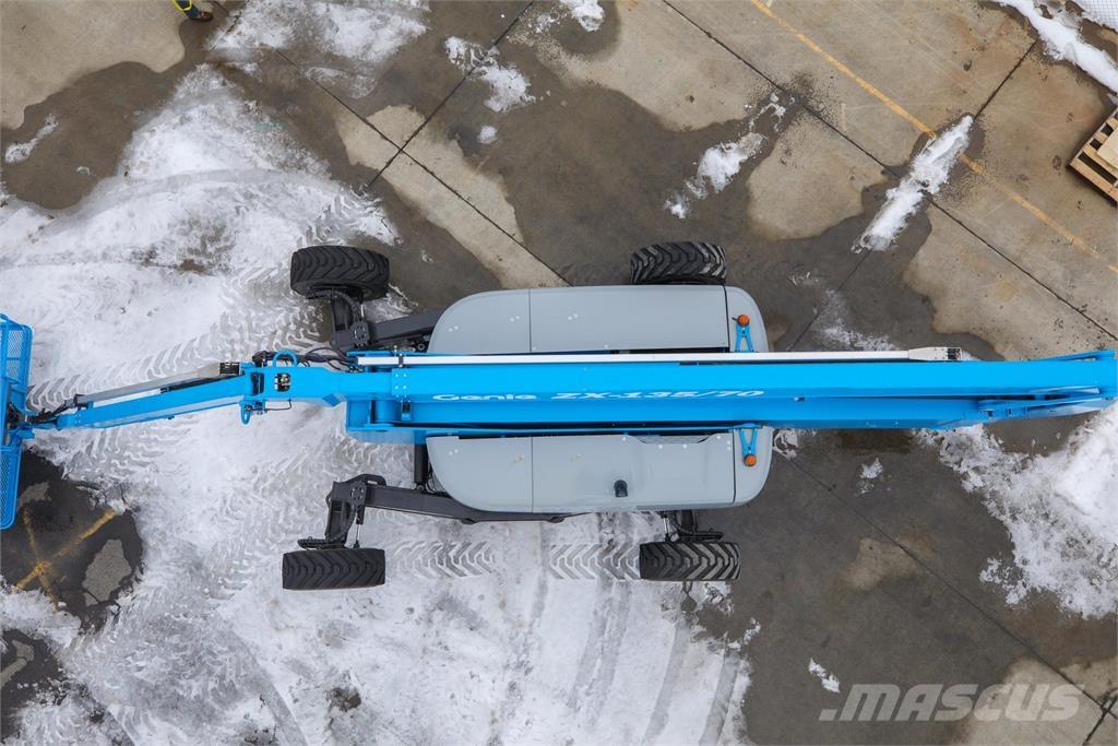 Genie ZX-135/70 Karos emelők