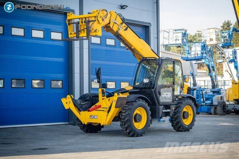 JCB 535-125 Teleszkópos rakodók