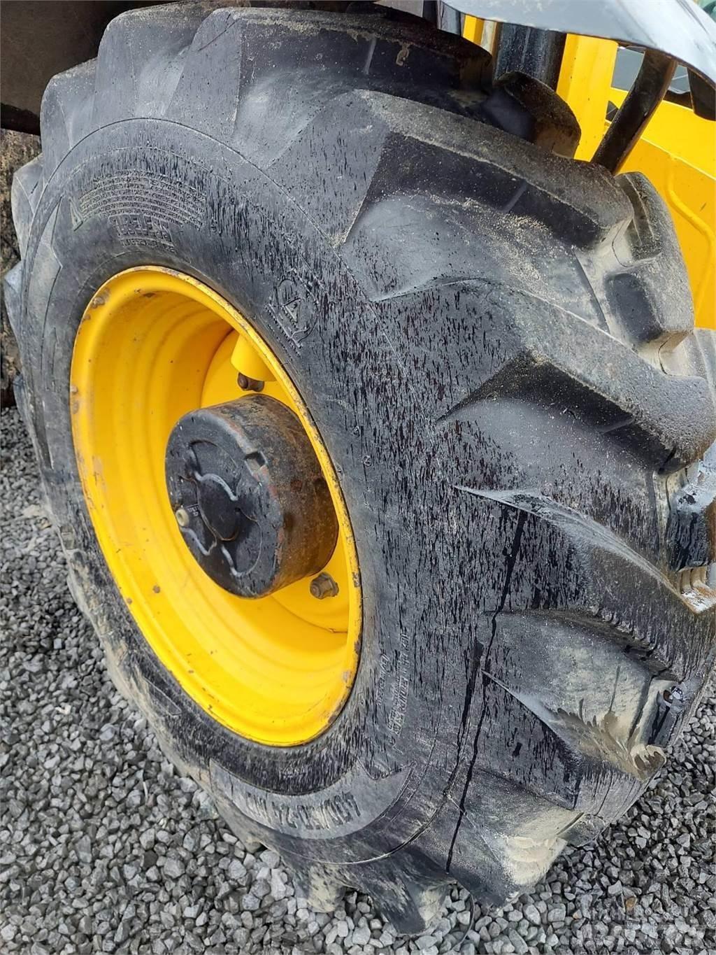 JCB 535-140 Teleszkópos rakodók