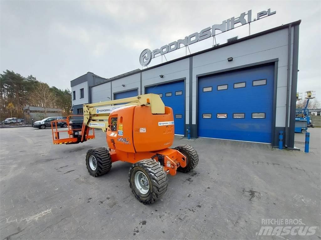 JLG 450AJ Karos emelők