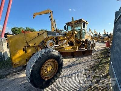 CAT 12H Gréderek