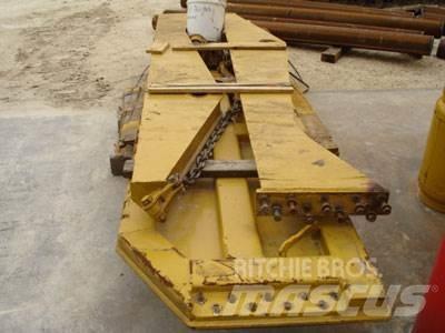 CAT 740 Tailgate Egyéb alkatrészek