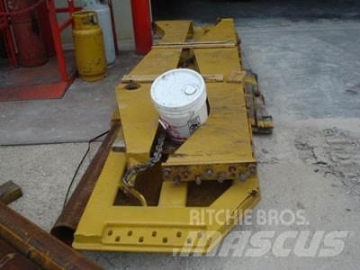 CAT 740 Tailgate Egyéb alkatrészek
