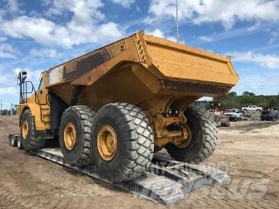 CAT 745C Csuklósdömperek