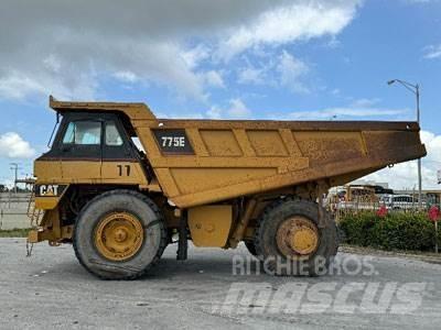 CAT 775E Nehézdömper