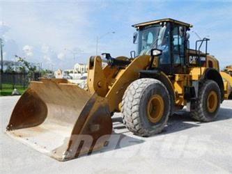 CAT 950M Gumikerekes homlokrakodók
