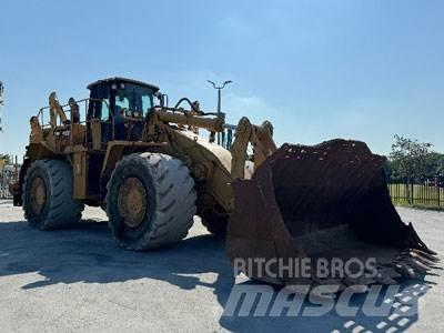 CAT 988H Gumikerekes homlokrakodók