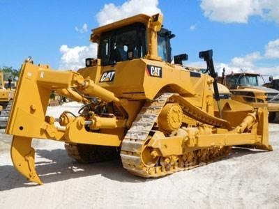 CAT D8T lánctalpas dózerek