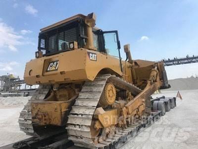 CAT D8T lánctalpas dózerek