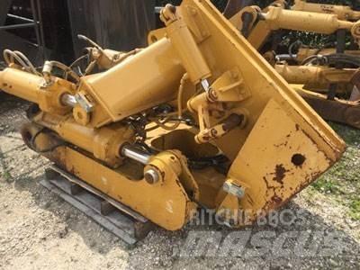 CAT D8T Ripper, S/S Egyéb alkatrészek