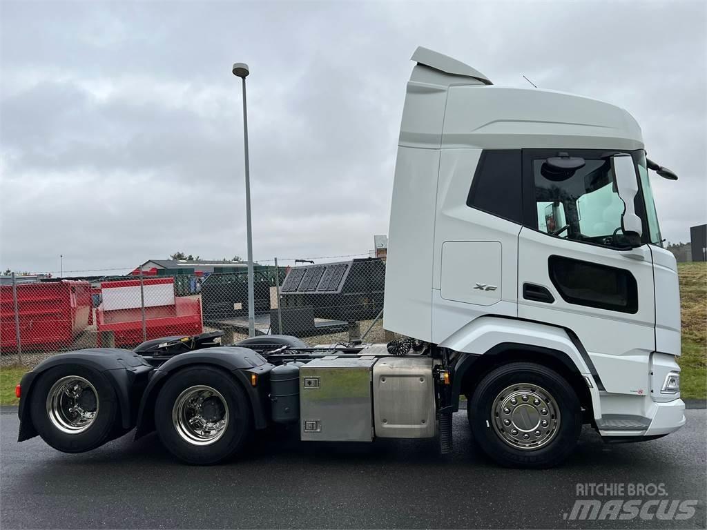 DAF XF530 FTS 6x2 Nyergesvontatók