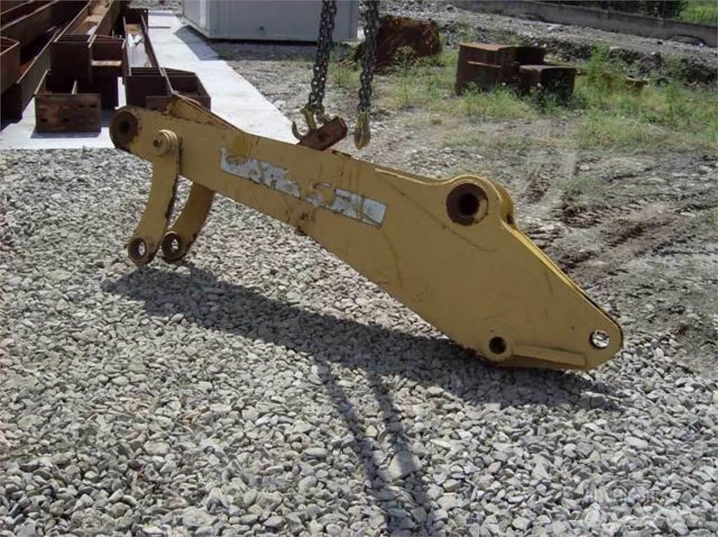 CAT 212 Alváz és felfüggesztés