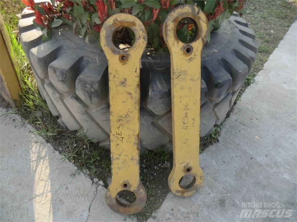 CAT 231D Alváz és felfüggesztés