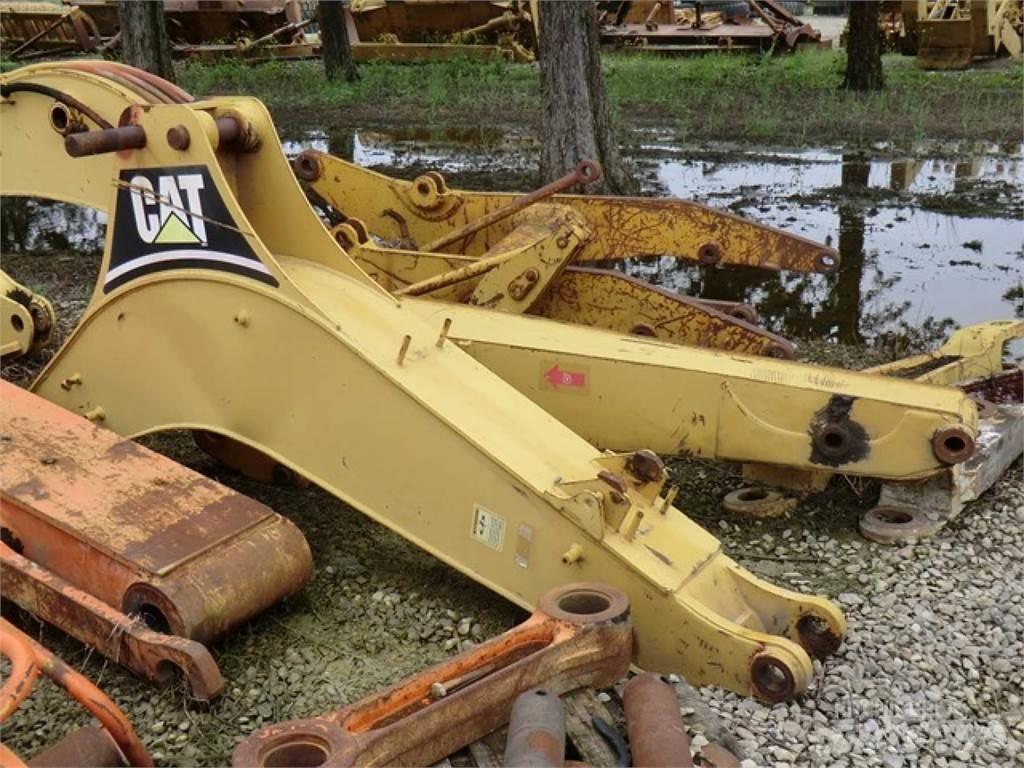 CAT 438C Alváz és felfüggesztés