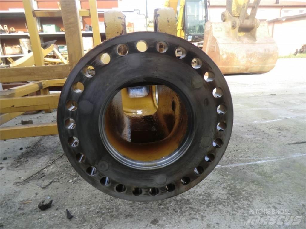 CAT 735 Építőipar - Egyebek