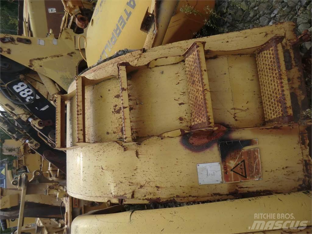 CAT 735 Alváz és felfüggesztés