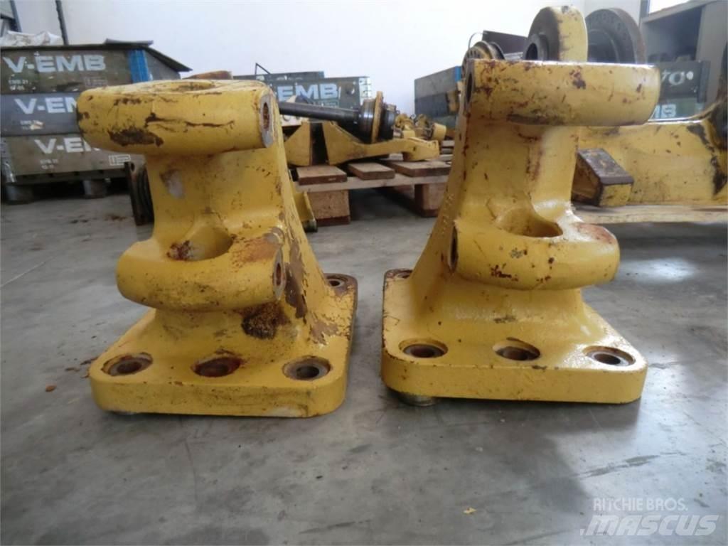 CAT 735 Alváz és felfüggesztés