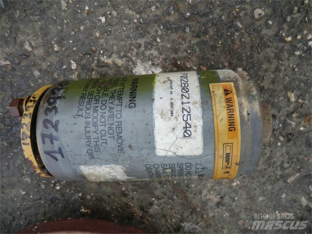 CAT 735 Építőipar - Egyebek