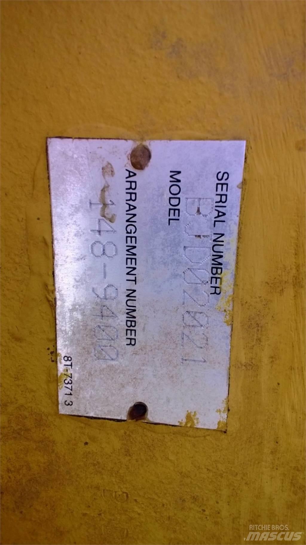 CAT 735 Építőipar - Egyebek