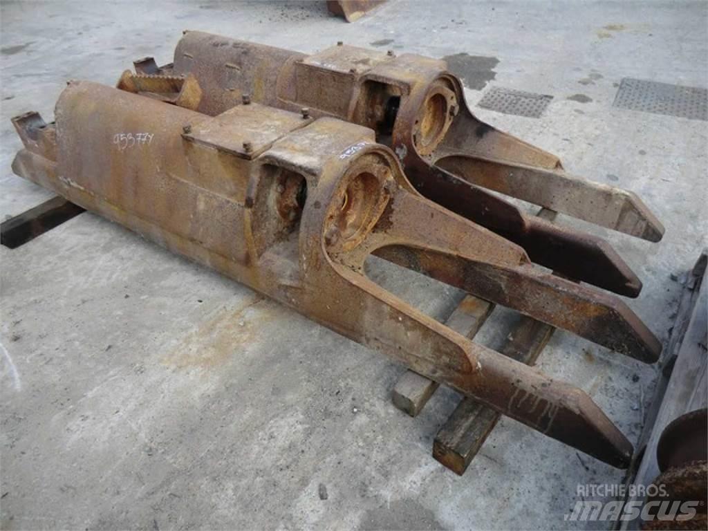 CAT 953 Lánctalpak, láncok és futóművek