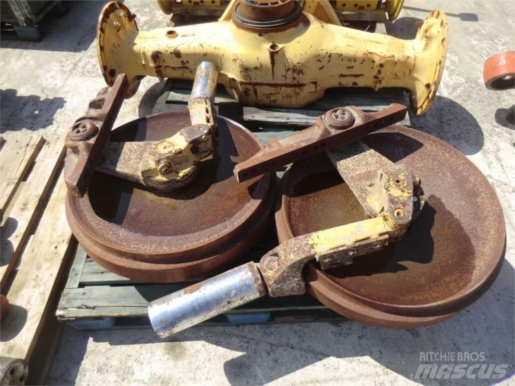 CAT 953C Lánctalpak, láncok és futóművek