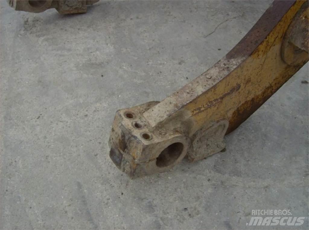 CAT 963 Alváz és felfüggesztés