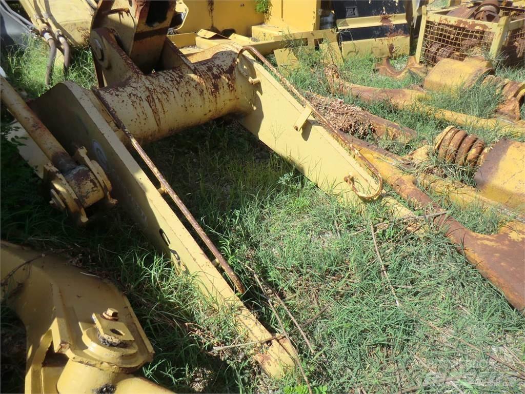 CAT 963 Alváz és felfüggesztés