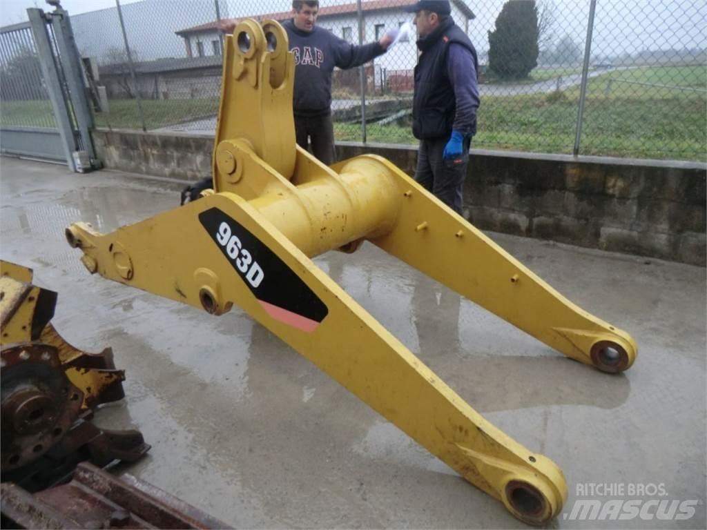 CAT 963D Alváz és felfüggesztés