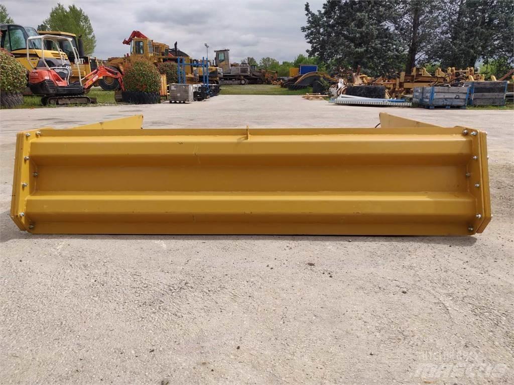 CAT 988G Építőipar - Egyebek