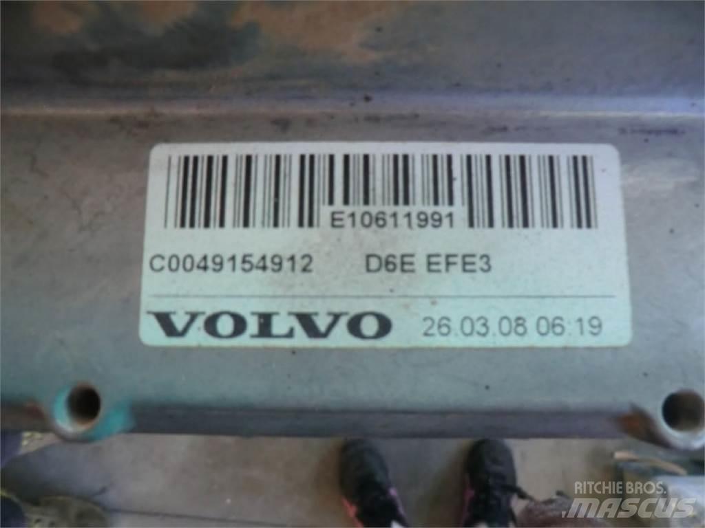 CAT 988H Alváz és felfüggesztés