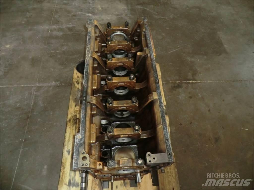 CAT D333 Motorok