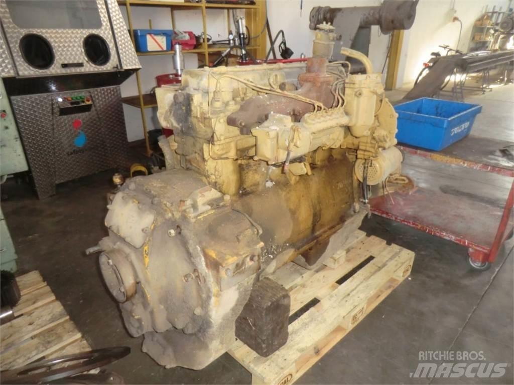 CAT D333 Motorok