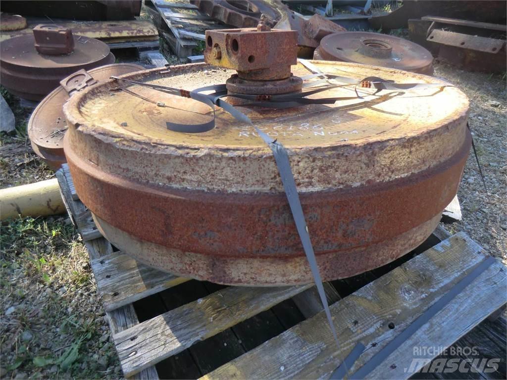 CAT D7E Lánctalpak, láncok és futóművek
