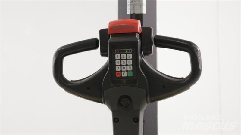 BT SWE080L Elektromos gyalogkíséretű targoncák