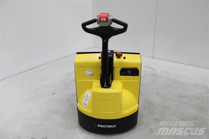Hyster P1.6 Alacsony emelőkocsi
