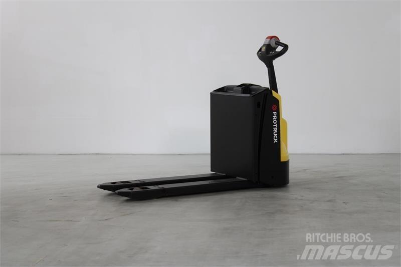 Hyster P1.6 Alacsony emelőkocsi