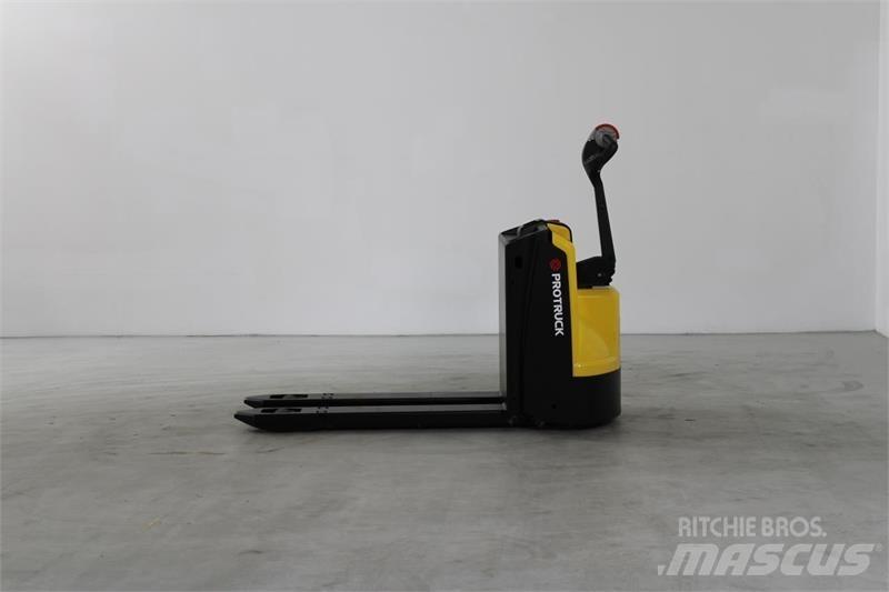 Hyster P1.6 Alacsony emelőkocsi