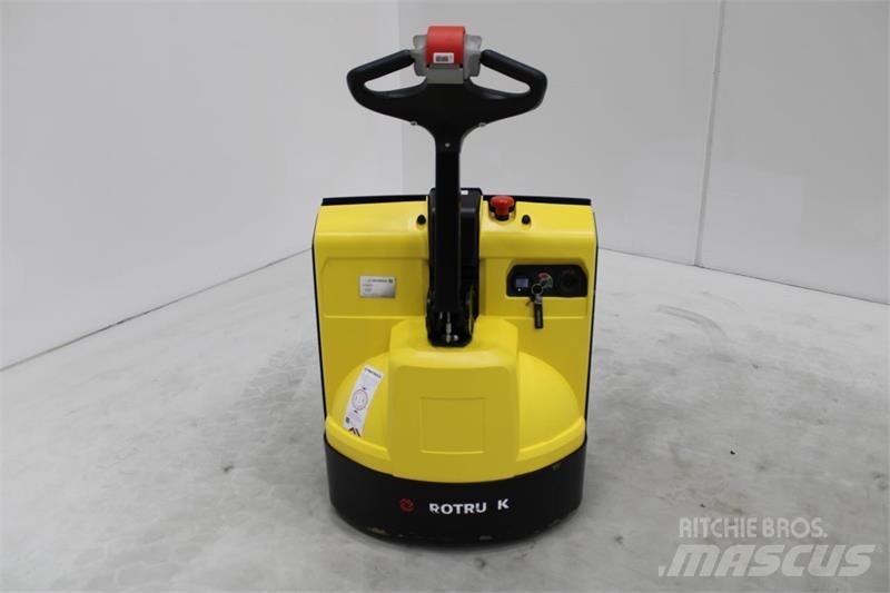 Hyster P1.6 Alacsony emelőkocsi