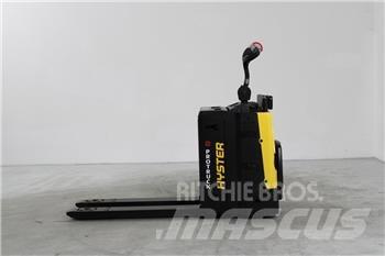 Hyster P2.0S Vezetőállásos alacsony emelőkocsi