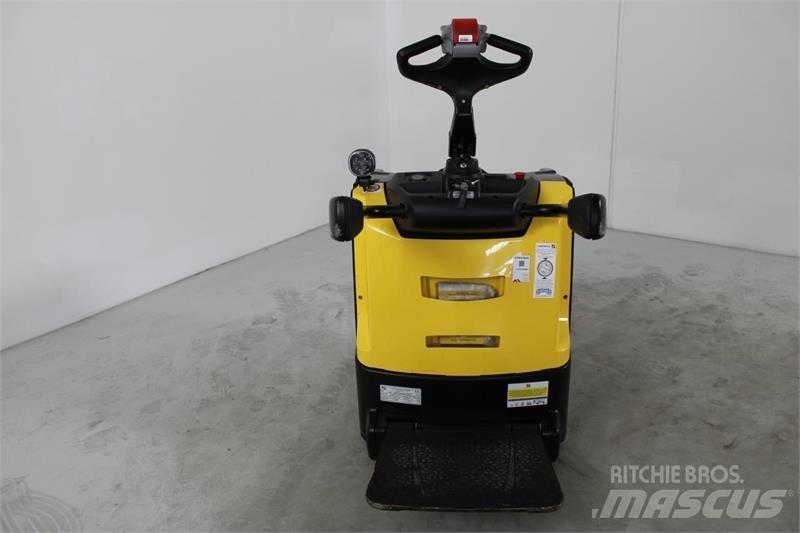 Hyster P2.0S Vezetőállásos alacsony emelőkocsi