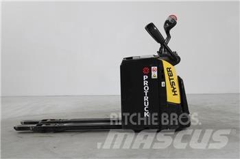 Hyster P2.0S Vezetőállásos alacsony emelőkocsi
