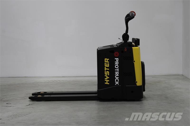Hyster P2.0S Vezetőállásos alacsony emelőkocsi