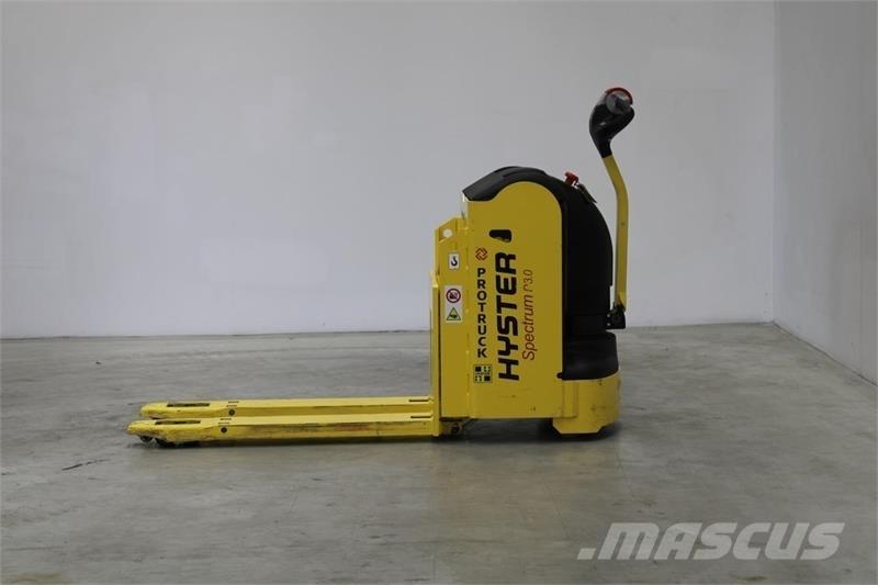 Hyster P3.0 Alacsony emelőkocsi