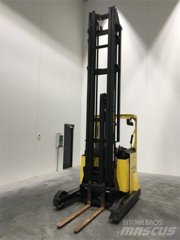 Hyster R2.0W Tolóoszlopos targonca