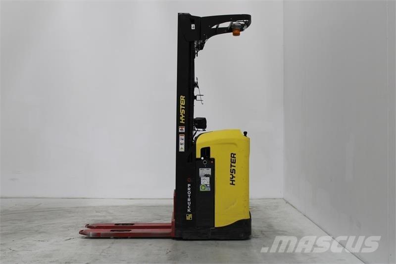 Hyster RS1.6 Elektromos gyalogkíséretű targoncák