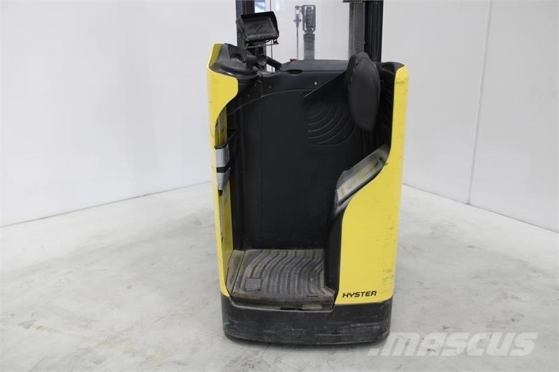 Hyster RS1.6 Elektromos gyalogkíséretű targoncák